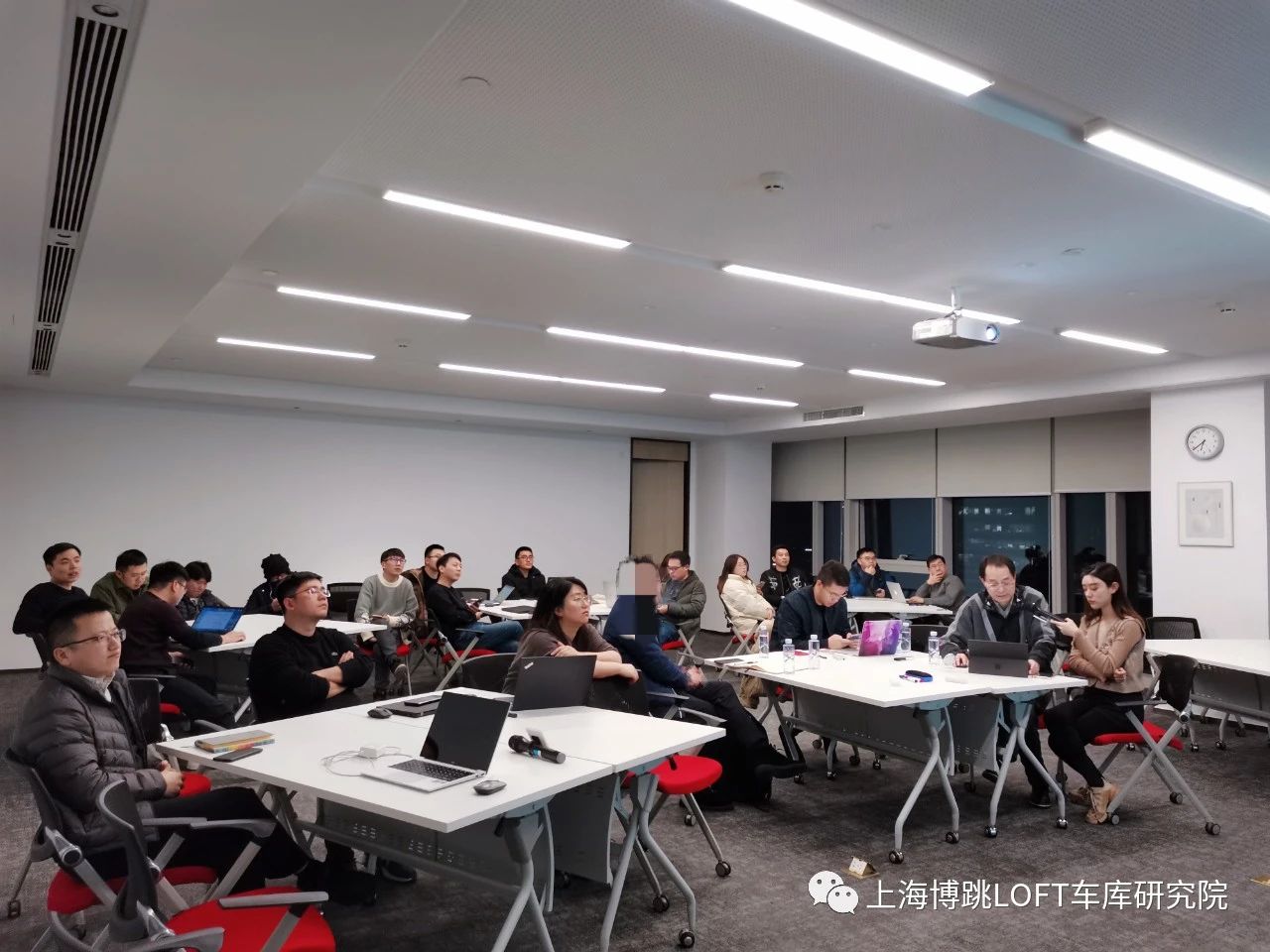 湘潭杭州LOFT车库专题会